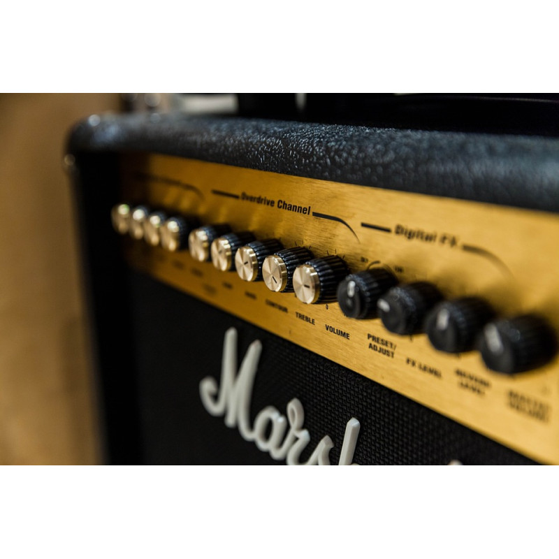 Amplificador potência 300w                                  